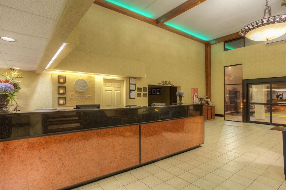 Comfort Inn Matthews / Charlotte Екстериор снимка