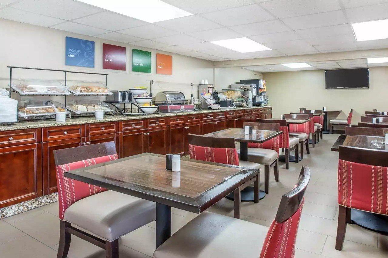 Comfort Inn Matthews / Charlotte Екстериор снимка