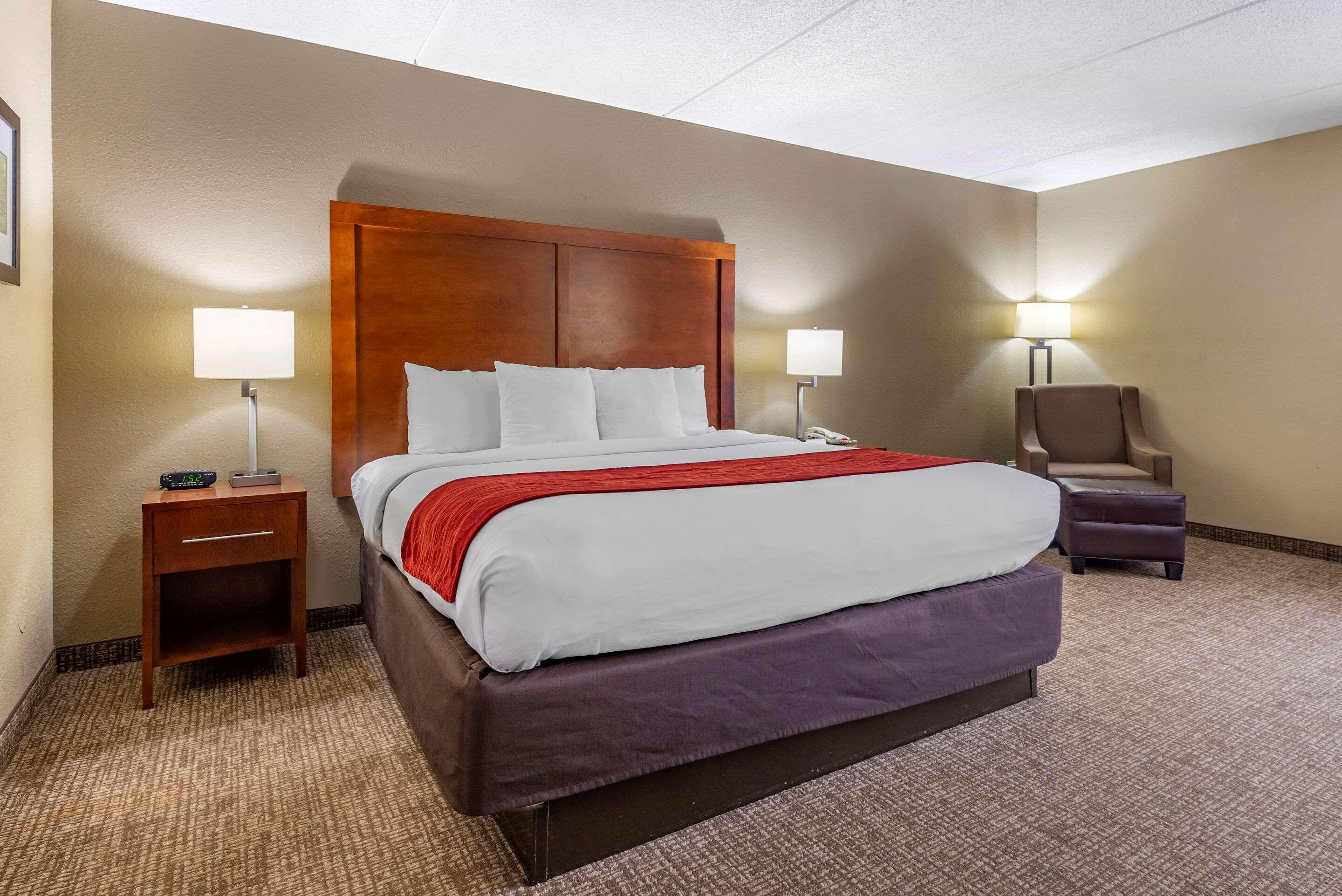 Comfort Inn Matthews / Charlotte Екстериор снимка