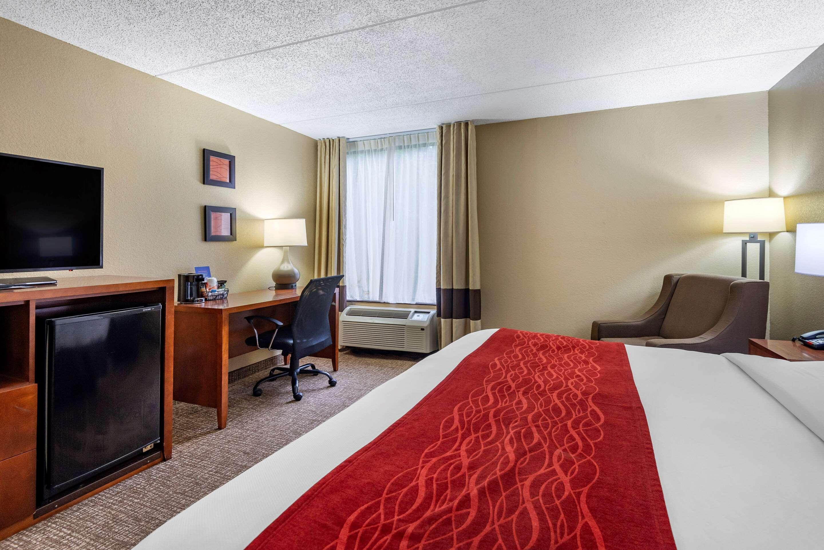 Comfort Inn Matthews / Charlotte Екстериор снимка