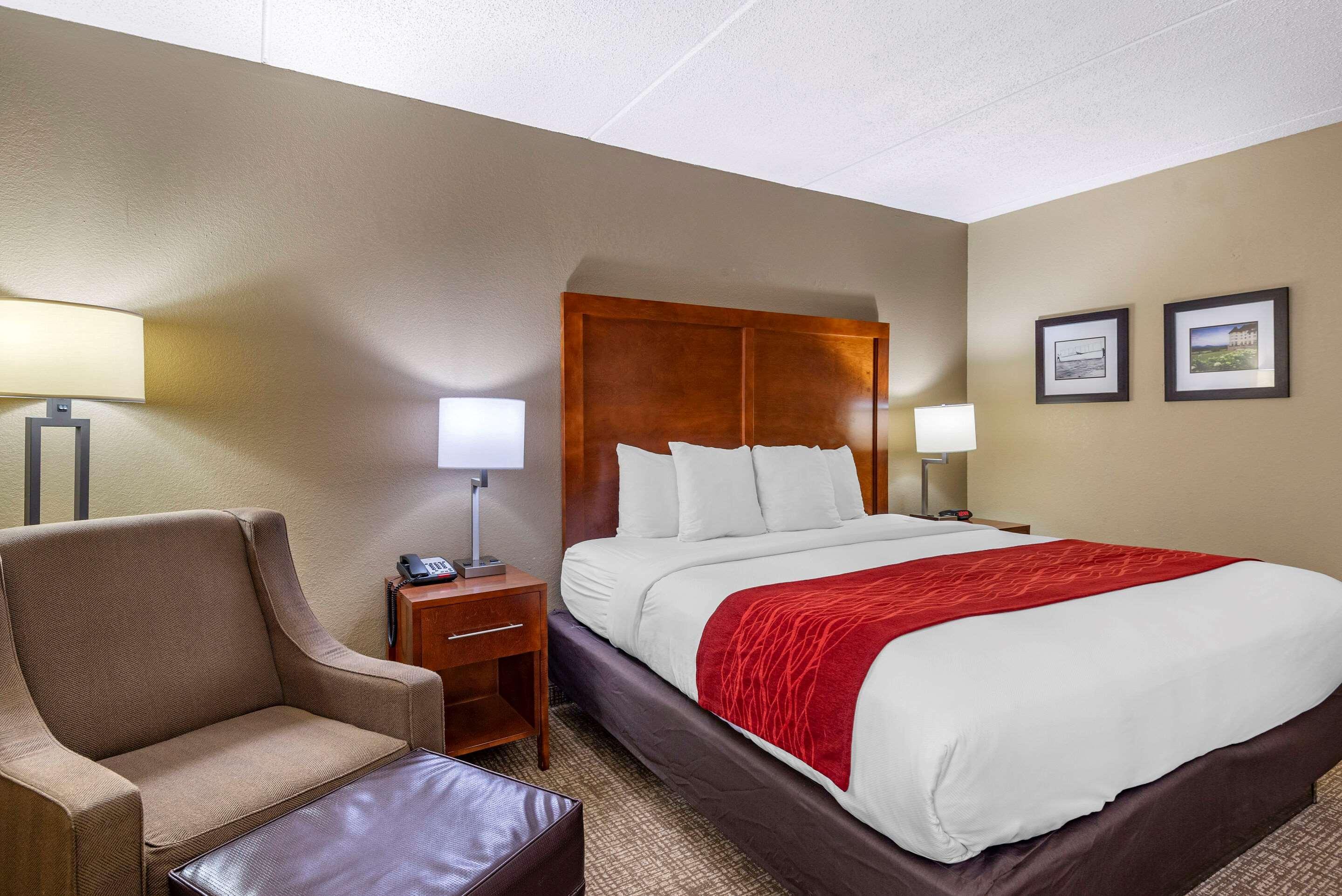 Comfort Inn Matthews / Charlotte Екстериор снимка