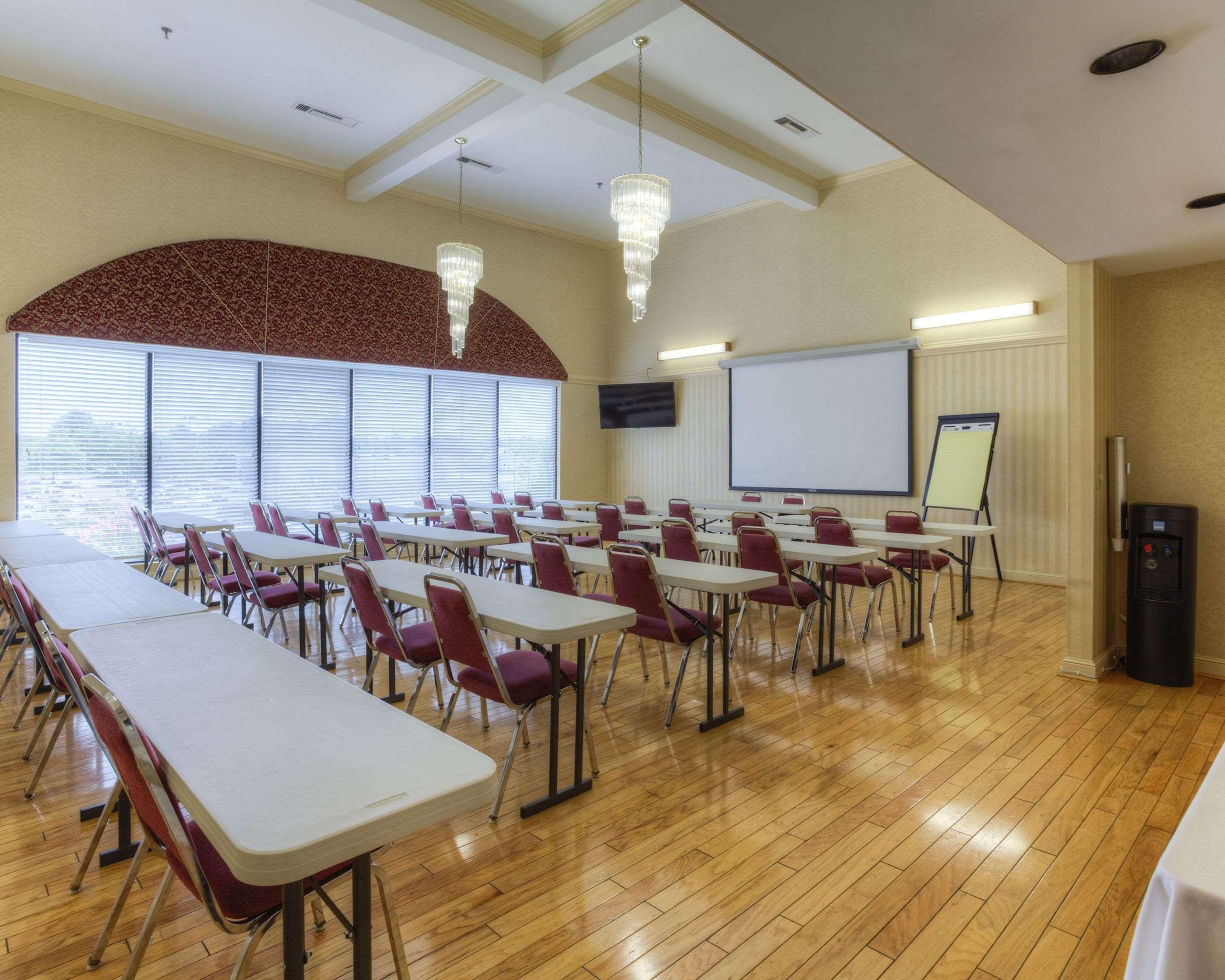 Comfort Inn Matthews / Charlotte Екстериор снимка