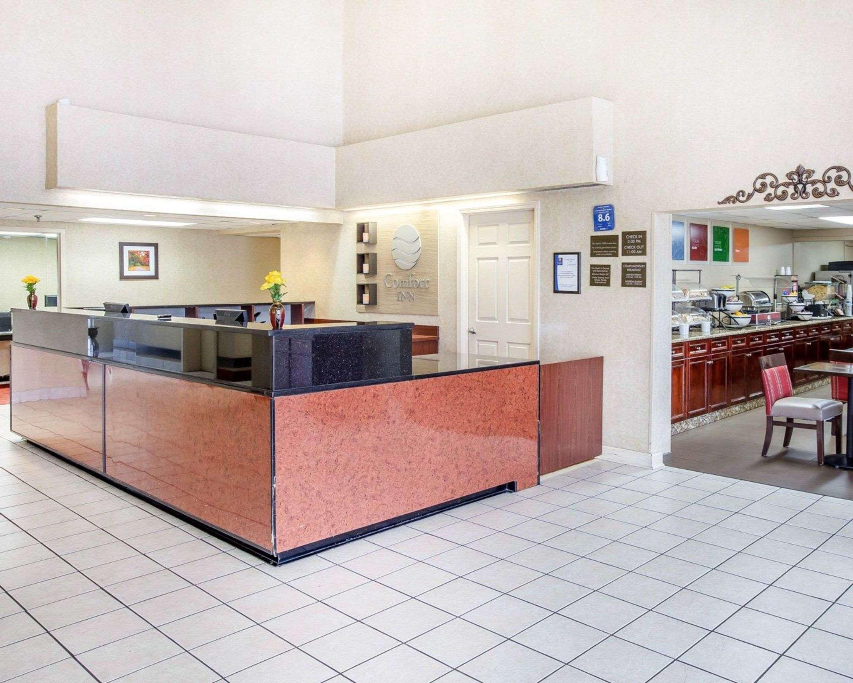 Comfort Inn Matthews / Charlotte Екстериор снимка