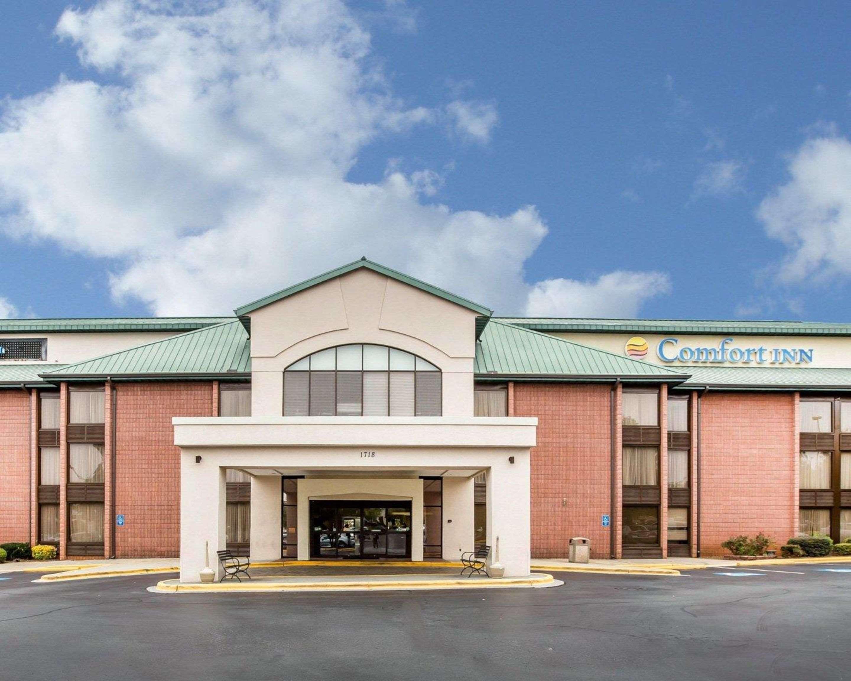 Comfort Inn Matthews / Charlotte Екстериор снимка
