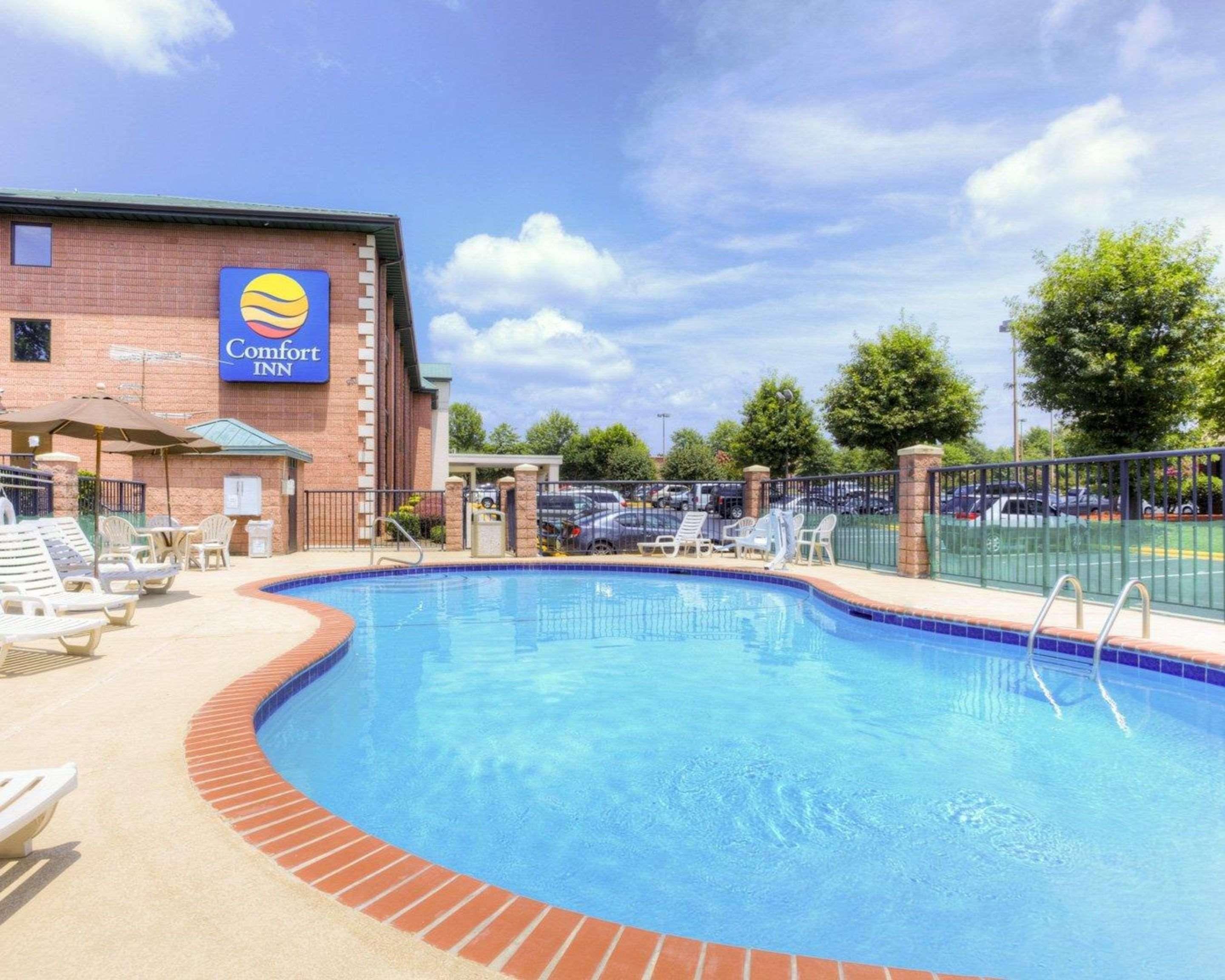 Comfort Inn Matthews / Charlotte Екстериор снимка